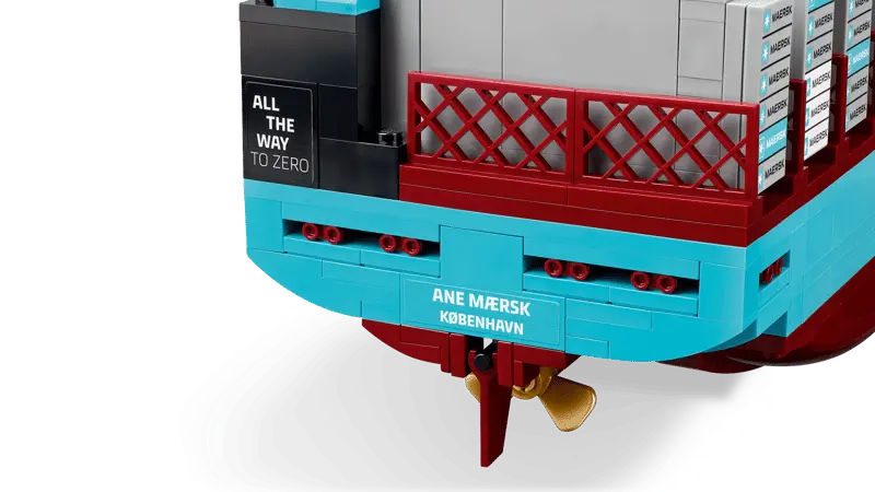 LEGO Maersk Dual-Fuel Container Vessel 40955