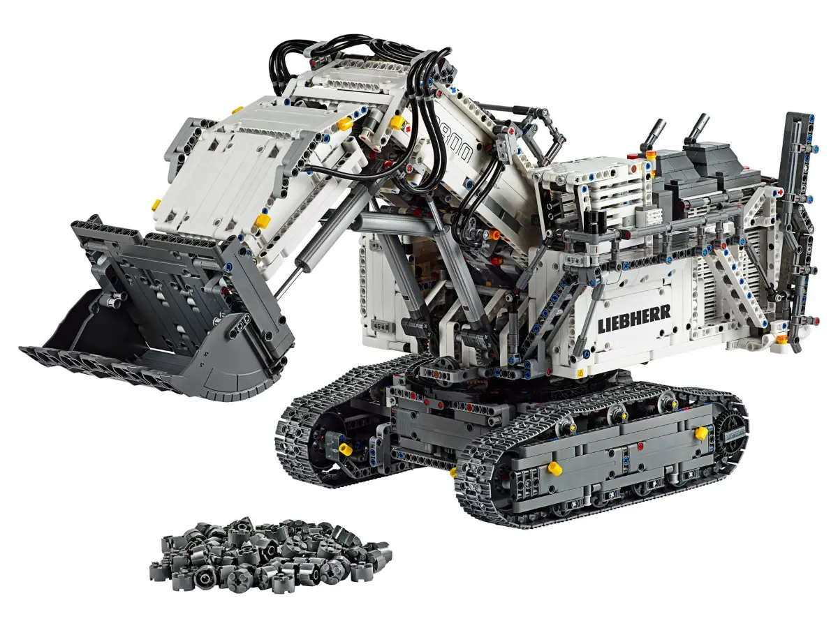 Los sets de LEGO con más piezas de la historia 22 LEGO Technic 42100 Excavadora Liebherr R 9800
