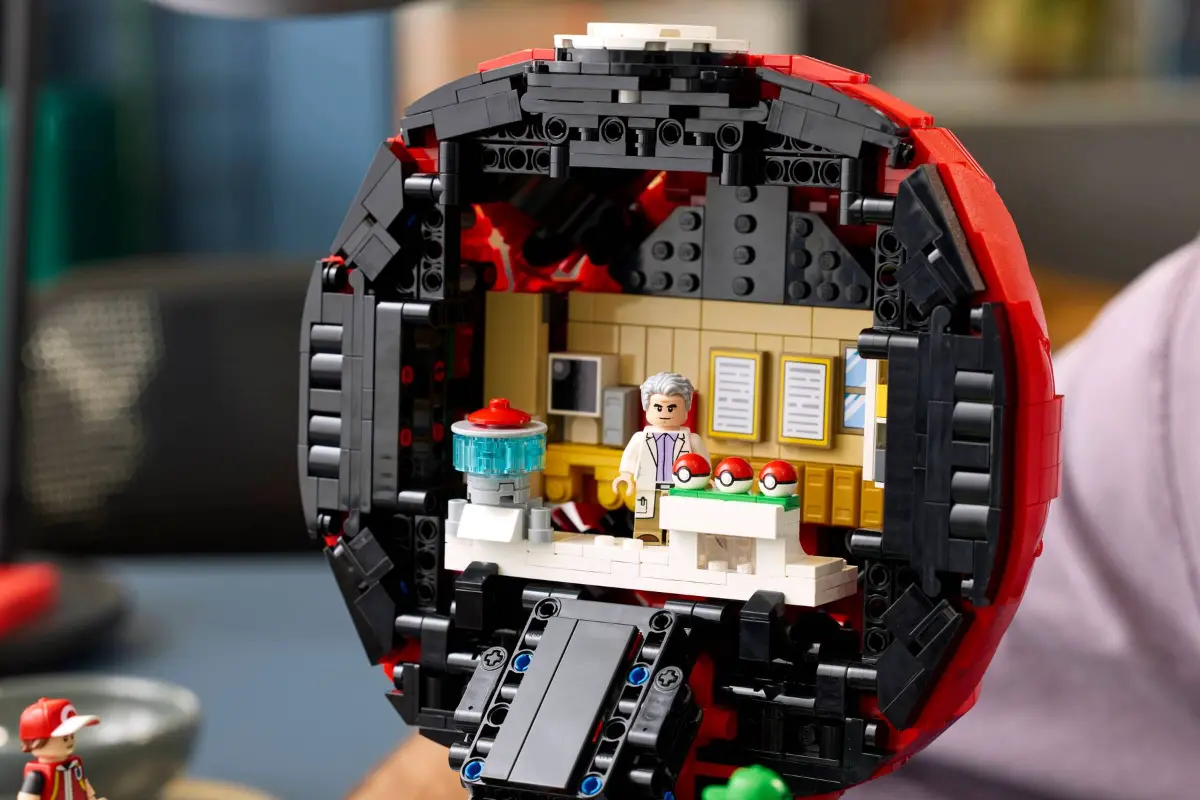 LEGO 72154 Poké Ball: Grandes Momentos del Entrenador 02