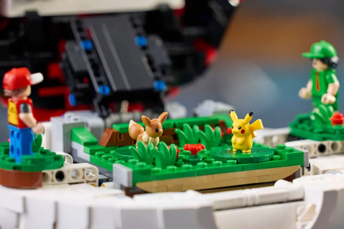 LEGO 72154 Poké Ball: Grandes Momentos del Entrenador 03