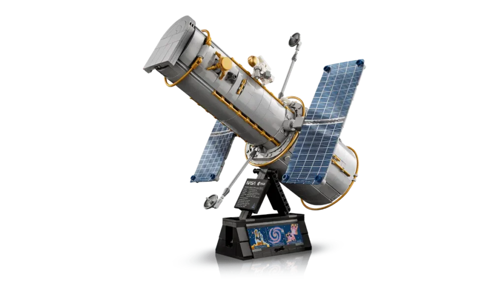 LEGO Icons 11382 Telescopio Espacial Hubble 07
