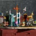 LEGO 67006 Horizonte de Marvel con la minifigura de Galactus junto al skyline a microescala